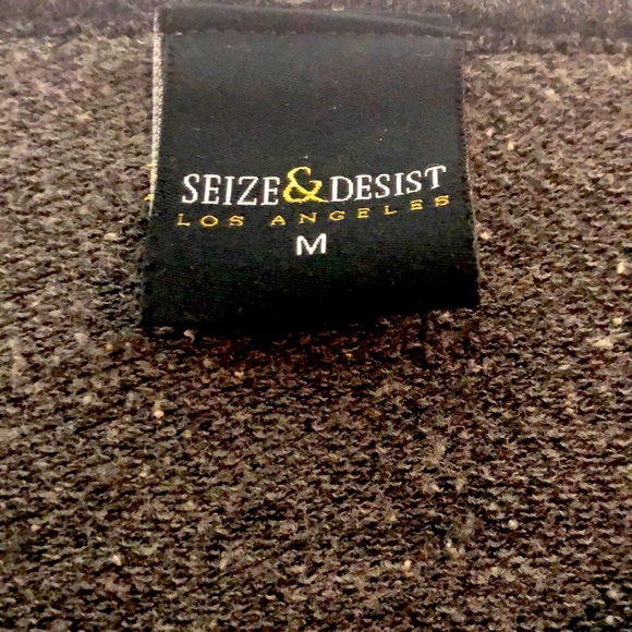 SEIZE&DESIST•Los Angeles t-shirt. - Picture 2 of 5